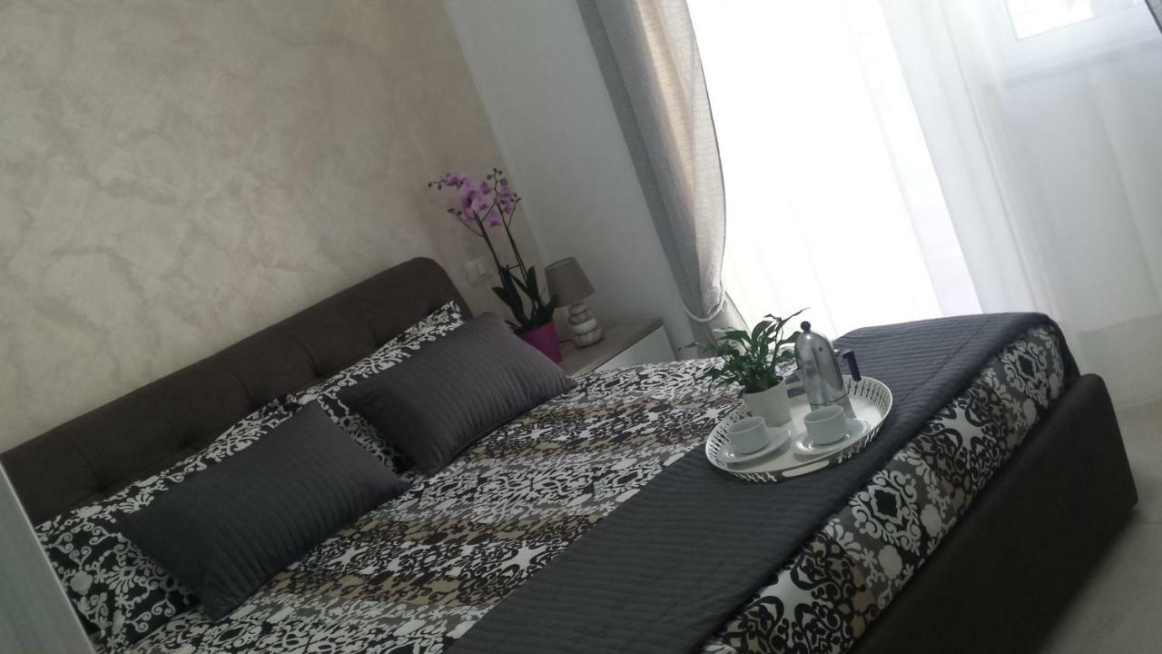 Mary'S Penthouse Apartment Lido di Ostia Exterior photo