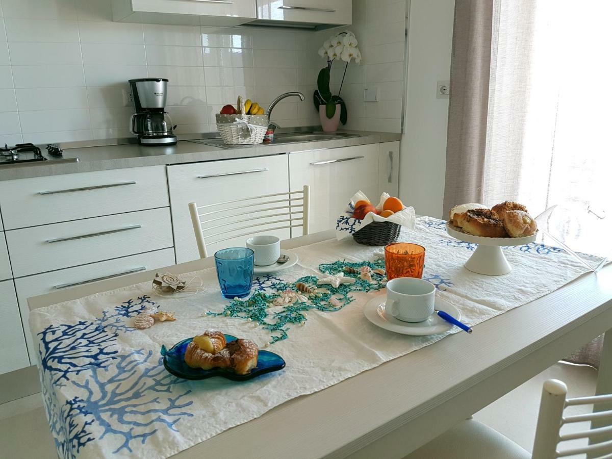 Mary'S Penthouse Apartment Lido di Ostia Exterior photo